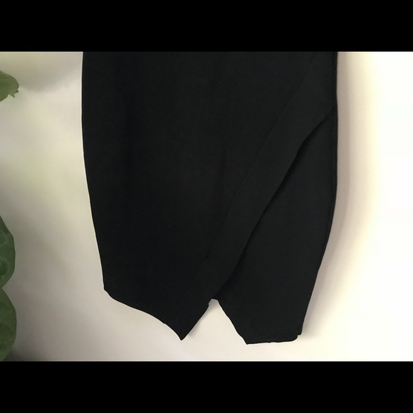 LBD - Picture 2 of 4